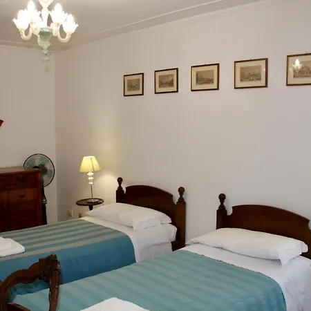 Rialto Grand Canal View ונציה